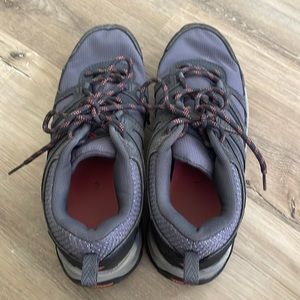 Womens hiking shoes
